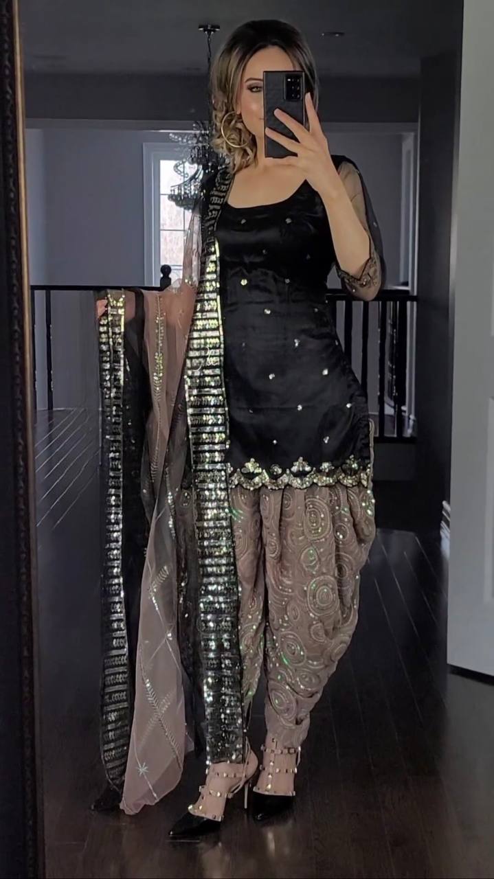 Modern Café-au-Lait & Noir Shimmer Ensemble